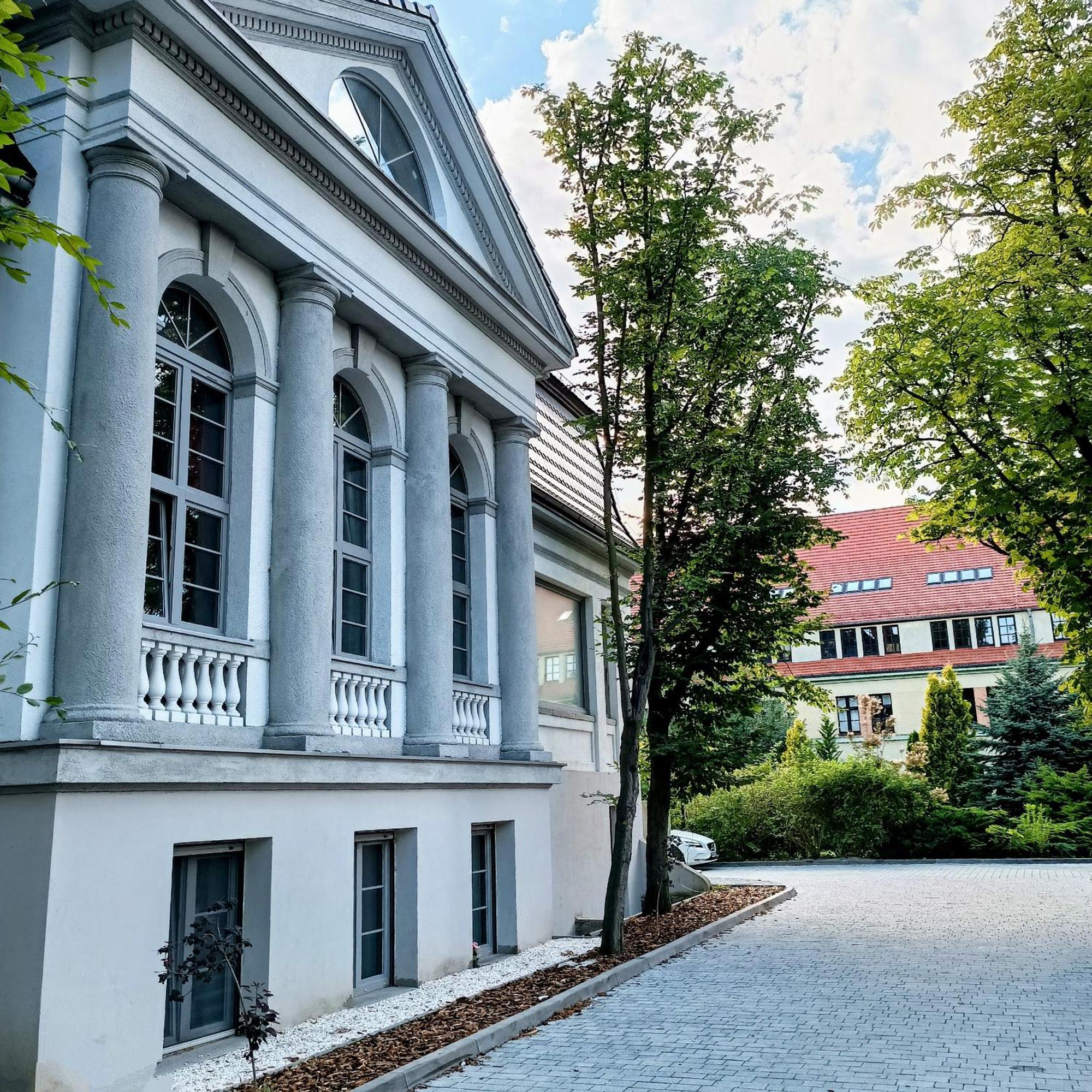 Stare Kasyno Aparthotel - Wroclaw — Photos 1
